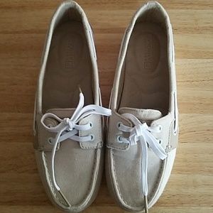 Sperry canvas